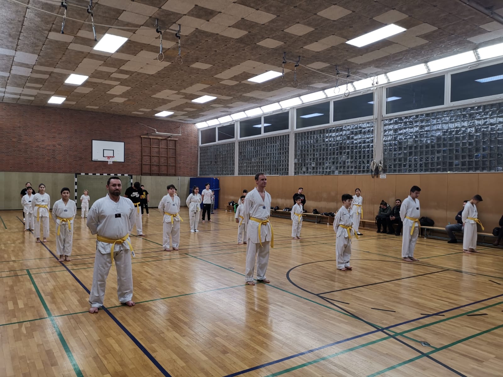 Taekwondo im Sporthalle der Regenbogenschule